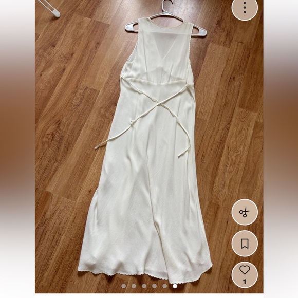 Aritzia Wilfred Orchestra Dress in White - Picture 6 of 6